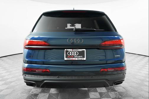 2025 Audi Q7 45 Premium Plus