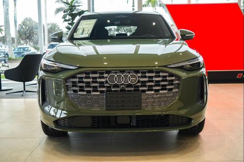 2025 Audi Q5 Premium Plus TFSI quattro S tronic
