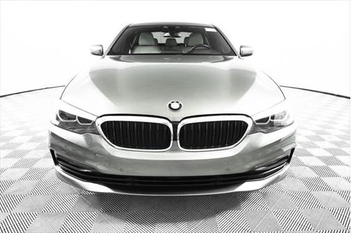 2018 BMW 540 540i