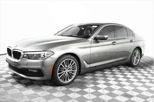 2018 BMW 540 540i