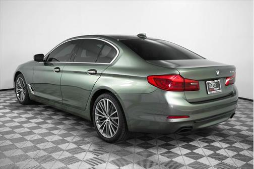 2018 BMW 540 540i