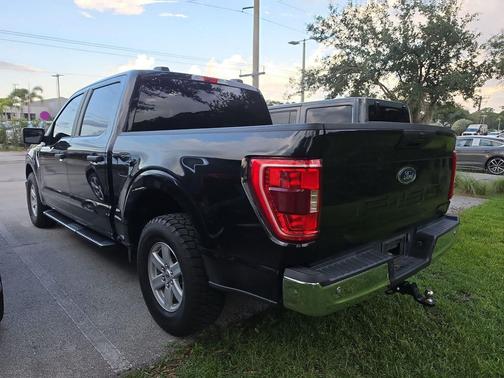 Black Metallic 2021 Ford F-150 XLT