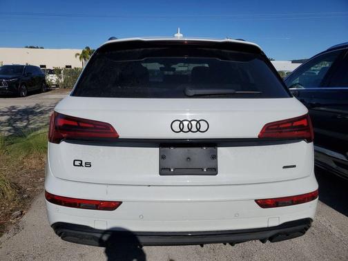 2023 Audi Q5 45 S line Premium Plus