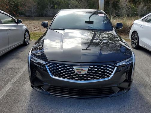 2023 Cadillac CT4 Premium Luxury