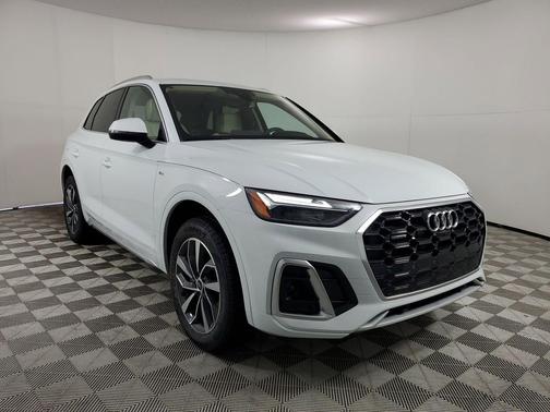 2023 Audi Q5 45 S line Premium Plus
