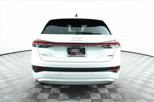 2024 Audi Q4 e-tron Prestige