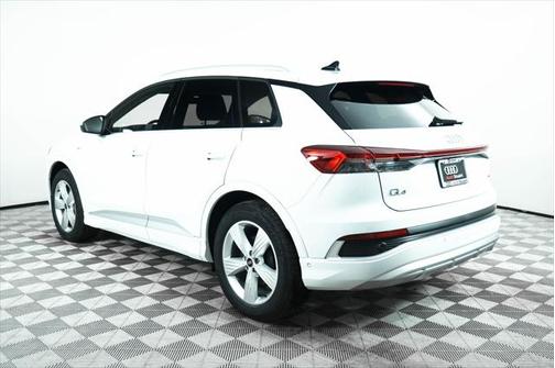 2024 Audi Q4 e-tron Prestige