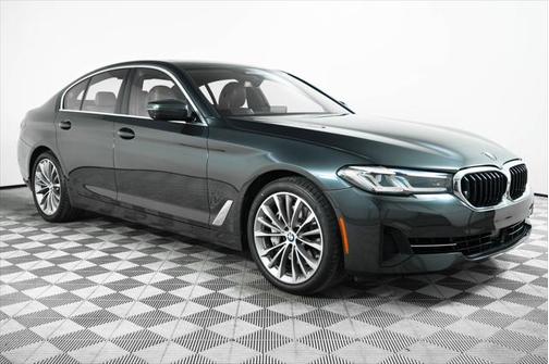 2021 BMW 540 540i