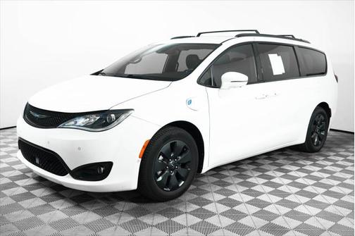 2020 Chrysler Pacifica Hybrid Limited