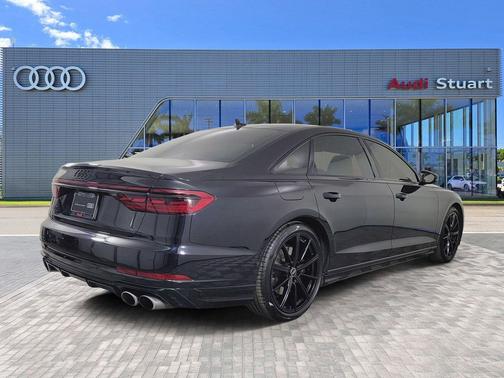2024 Audi S8 4.0T