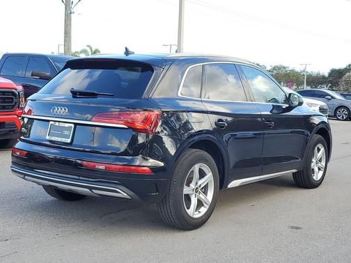 2023 Audi Q5 40 Premium
