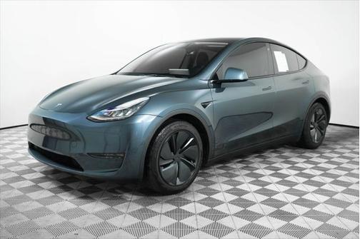 2022 Tesla Model Y Long Range Dual Motor All-Wheel Drive