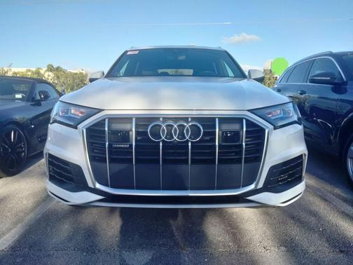 2021 Audi Q7 55 Premium Plus