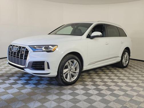 2021 Audi Q7 55 Premium Plus