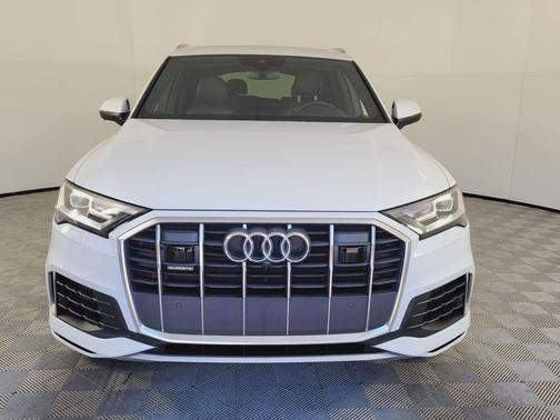 2021 Audi Q7 55 Premium Plus