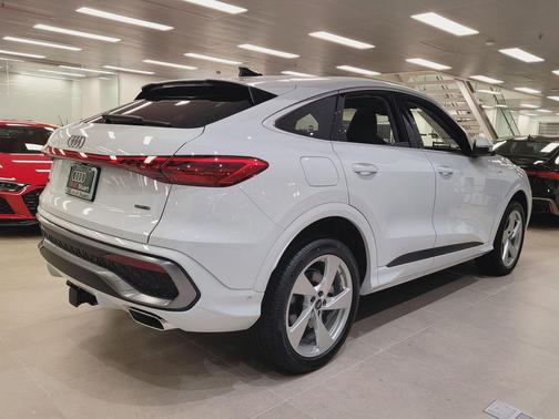 2025 Audi Q5 Premium Plus TFSI quattro S tronic