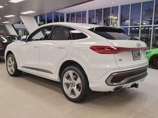 2025 Audi Q5 Premium Plus TFSI quattro S tronic