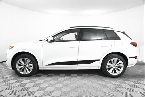 2025 Audi Q6 e-tron Premium Plus