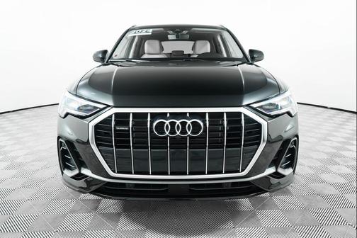 2024 Audi Q3 45 S line Premium Plus