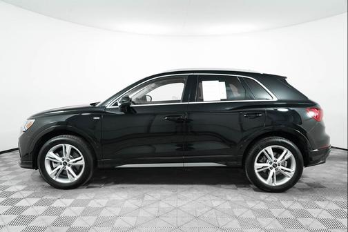 2024 Audi Q3 45 S line Premium Plus