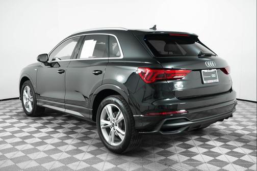 2024 Audi Q3 45 S line Premium Plus