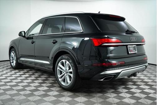2025 Audi Q7 55 Prestige