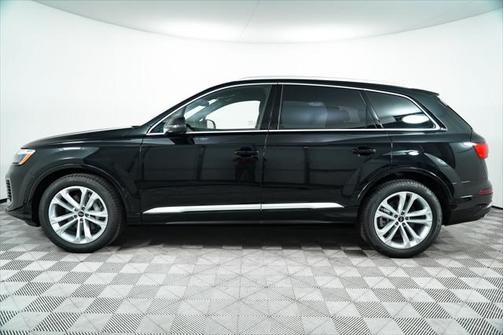 2025 Audi Q7 55 Prestige