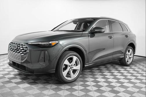 2025 Audi Q5 Premium Plus TFSI quattro S tronic