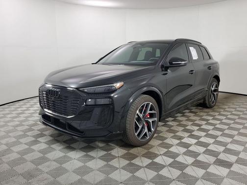 2025 Audi SQ6 e-tron Prestige quattro