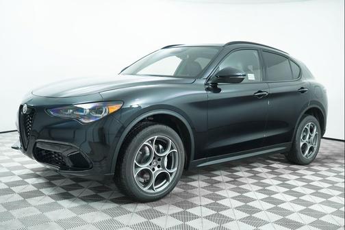 Vulcano Black Metallic 2025 Alfa Romeo Stelvio Sprint AWD