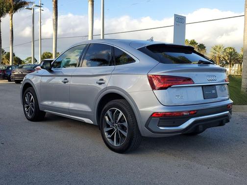 2022 Audi Q5 45 S line Premium Plus