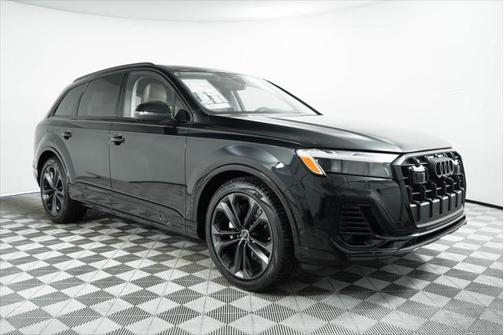 2025 Audi Q7 55 Premium Plus