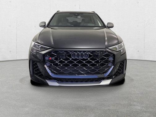 mythos black metallic 2026 Audi RS Q8 4.0T