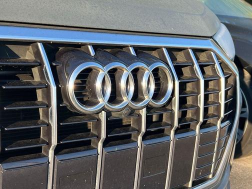 2021 Audi Q3 45 S line Premium Plus