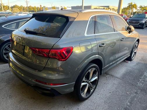 2021 Audi Q3 45 S line Premium Plus