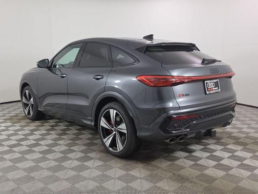 Daytona Gray Pearl Effect 2026 Audi SQ5 3.0T Premium Plus