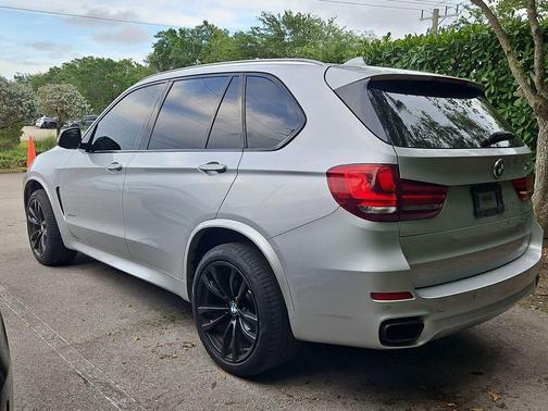 Glacier Silver Metallic 2018 BMW X5 sDrive35i