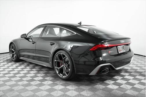 2025 Audi RS 7 4.0T Performance