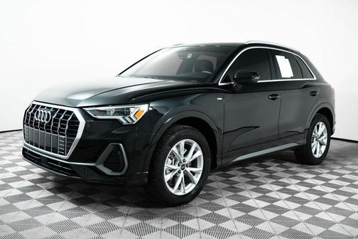 2024 Audi Q3 45 S line Premium Plus