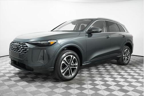 2025 Audi Q5 Premium