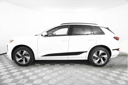 2025 Audi Q6 e-tron Premium Plus quattro