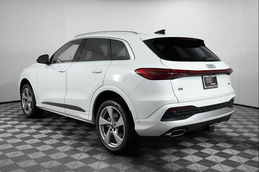 2025 Audi Q5 Premium Plus TFSI quattro S tronic