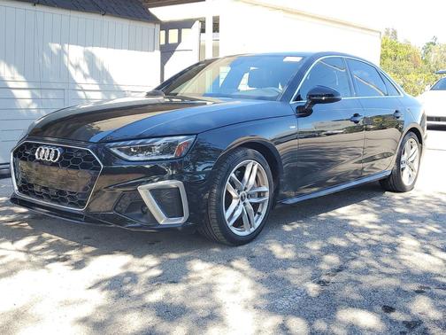 2022 Audi A4 45 S line Premium Plus