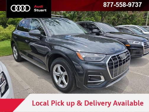 Manhattan Gray Metallic 2023 Audi Q5 40 Premium