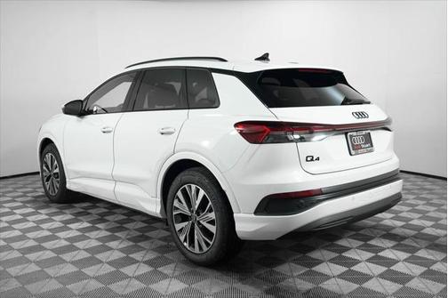2025 Audi Q4 e-tron Premium 45 RWD