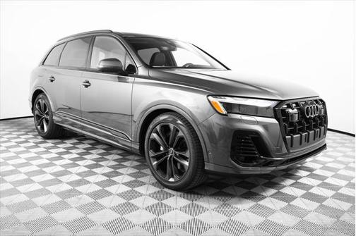 2025 Audi Q7 55 Premium Plus