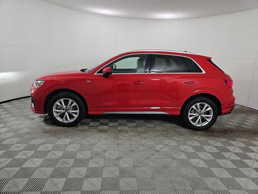 2025 Audi Q3 45 S line Premium Plus
