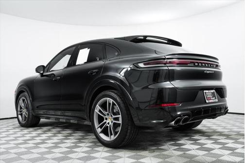 2024 Porsche Cayenne S