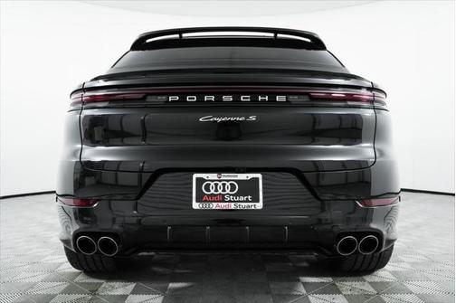 2024 Porsche Cayenne S