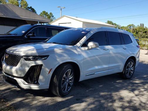 2021 Cadillac XT6 Premium Luxury FWD